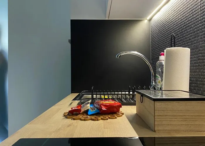 Αθηνα Home